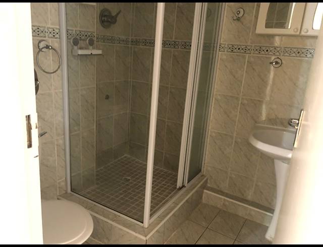1 BEDROOM APARTMENT RENTED IN ESSENWOOD